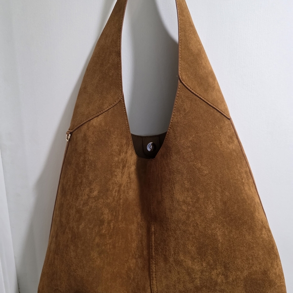 Universal Thread Tan Hobo Bag - Picture 4 of 5